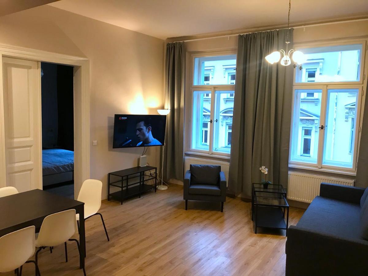 Valentine'S National Museum Apartments Prága Kültér fotó