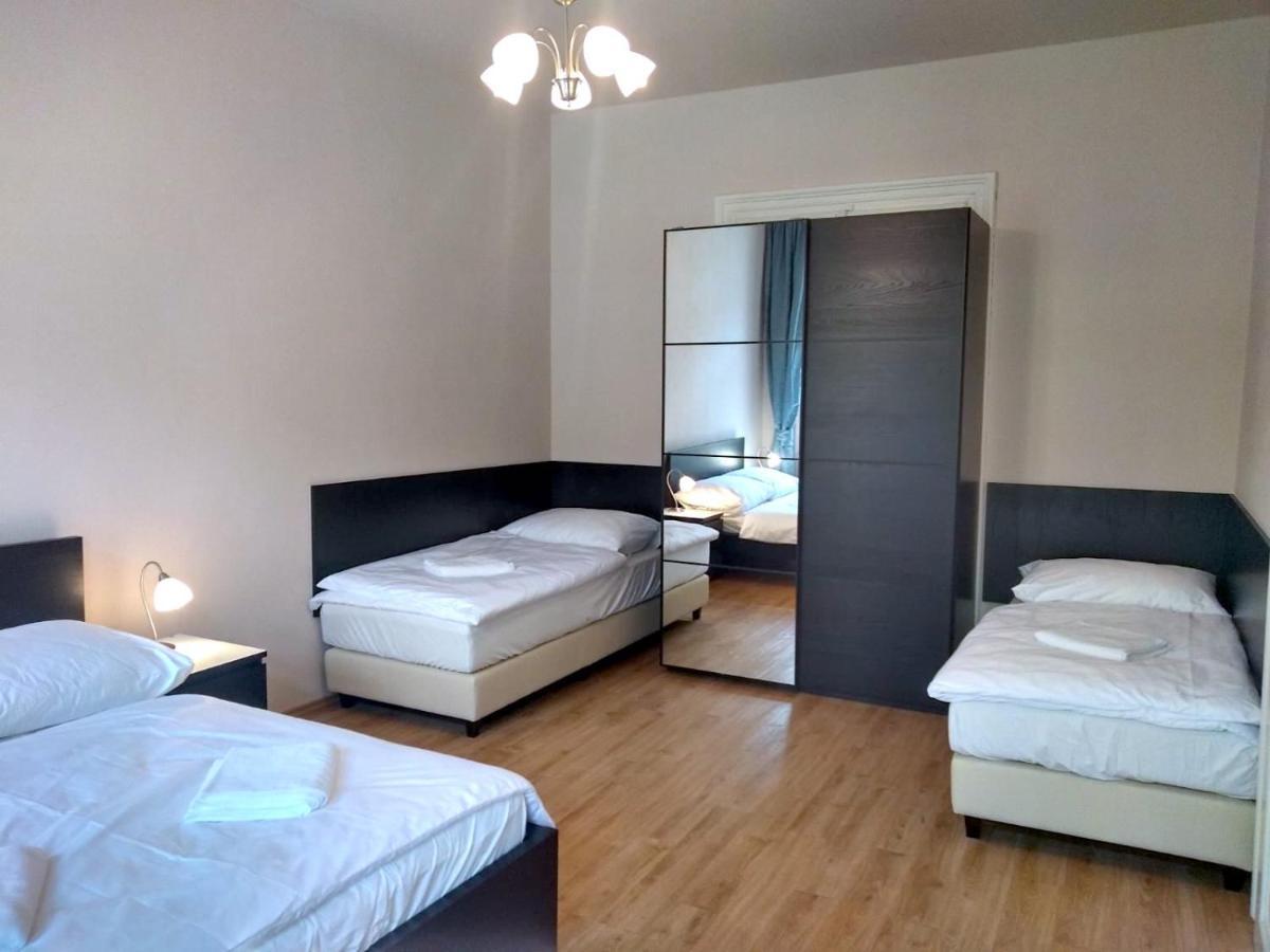 Valentine'S National Museum Apartments Prága Kültér fotó
