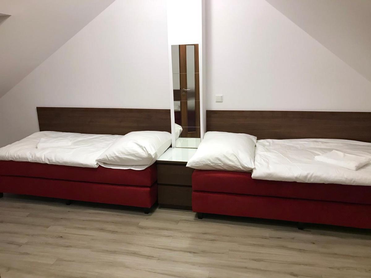 Valentine'S National Museum Apartments Prága Kültér fotó